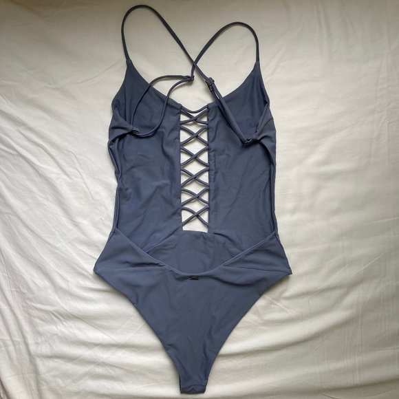 Rip Curl One Piece Bikini - Picture 2 of 3